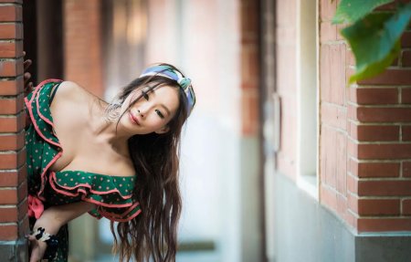 Грудастые азиатские девушки