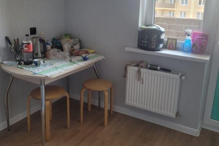 Стол на кухне