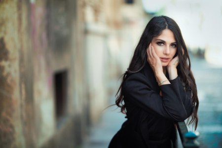 Сабрина красавица