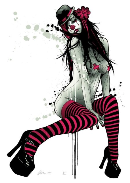 Девушка клоун