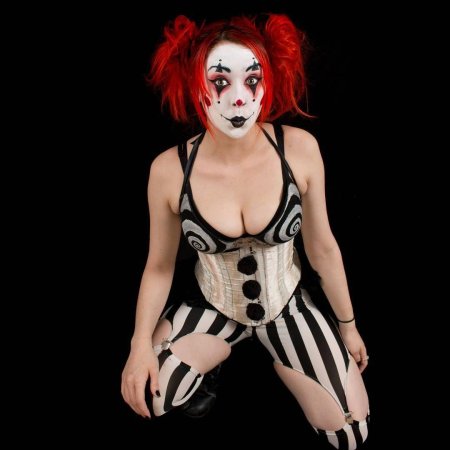 Макияж клоунессы