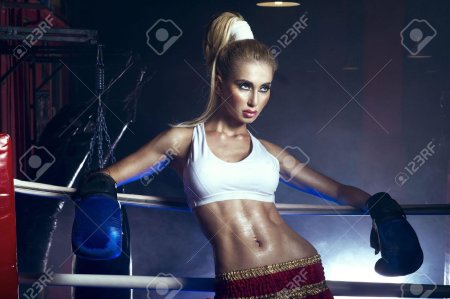 Фотосессия бокс девушки
