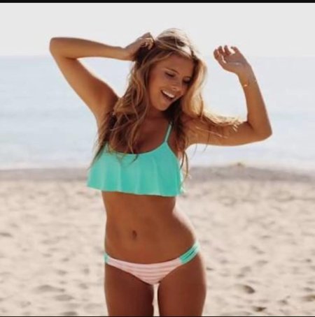 Стройная девушка