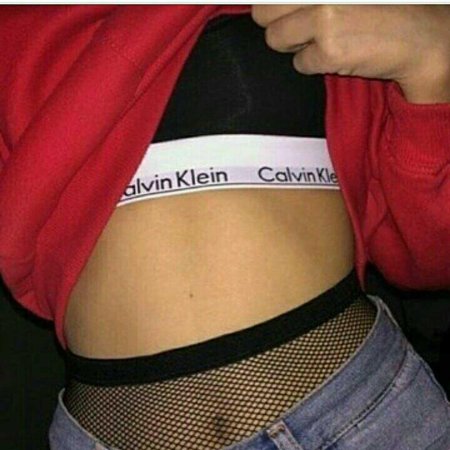 Девушки в Calvin Klein