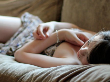 Спящие девушки