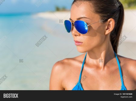 Солнечные голубые женские очки