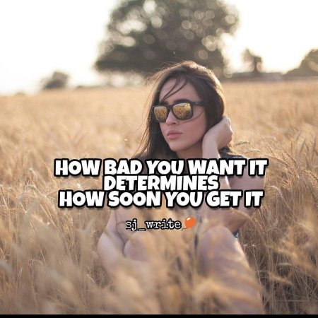 Девушка в очках