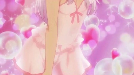 Аниме девушка в розовом