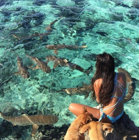 Рава Рэй - Таитянская модель