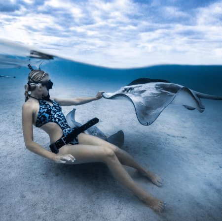 Подводные съёмки девушек