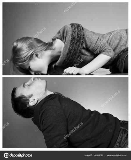 Парень и девушка целуются