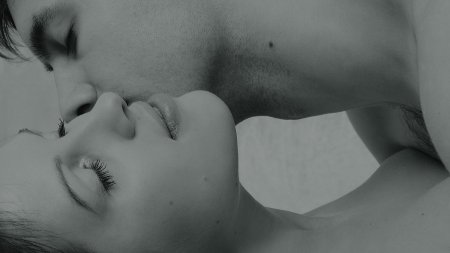 Поцелуи нежные