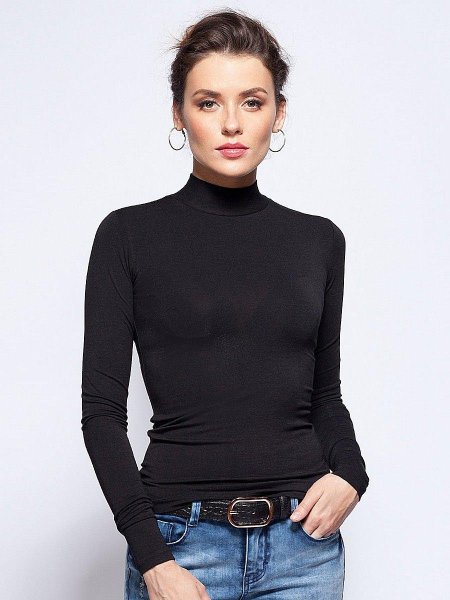 Черная водолазка