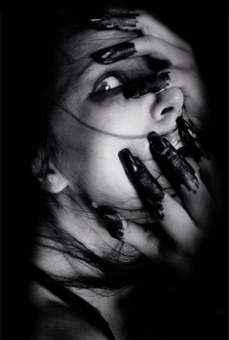 Фото товара художественное темное