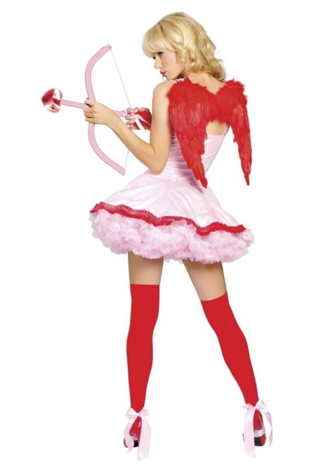 Наряды на день Святого Валентина