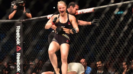 Боец Ронда Роузи