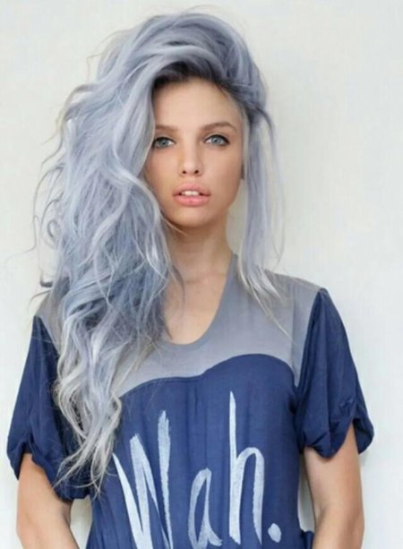 Пепельно голубые волосы