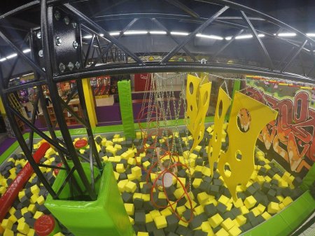 Зимняя вишня Активити парк Круча