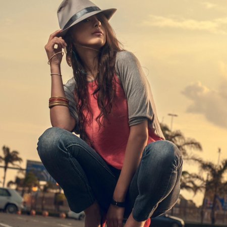 Крутая девушка