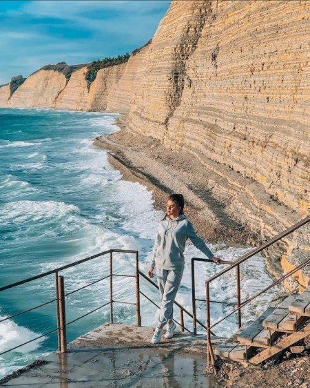 Дикий пляж Сосновка Геленджик