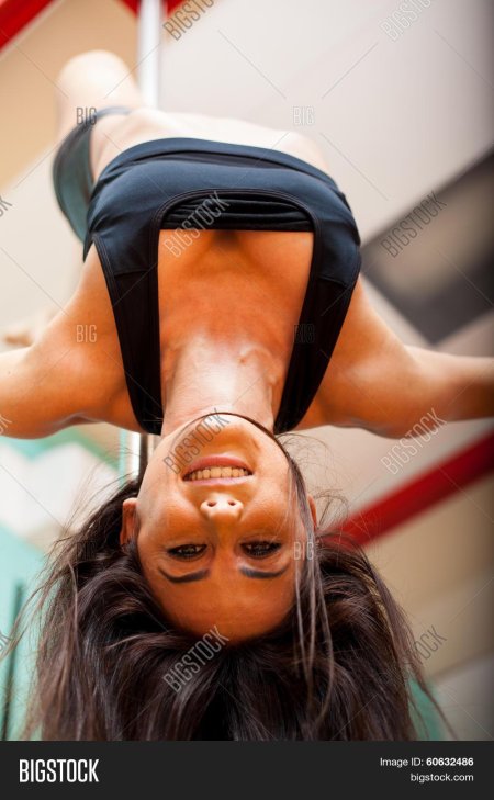 Хангинг Вумен