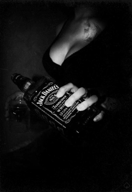 Виски Джек Дэниэлс темный