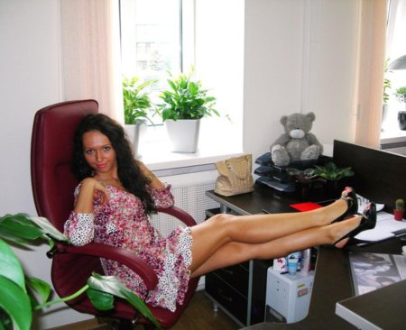 Русские женщины в офисе