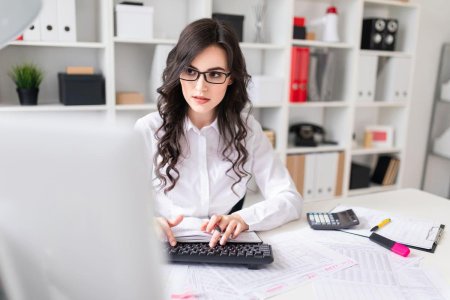 Креативный директор девушка