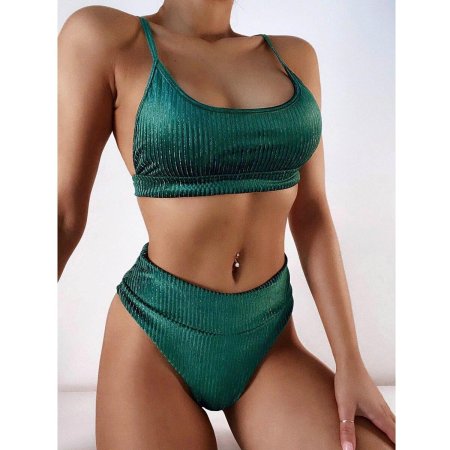 Купальник изумрудного цвета