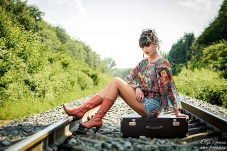 Фотосессия на железнодорожных путях