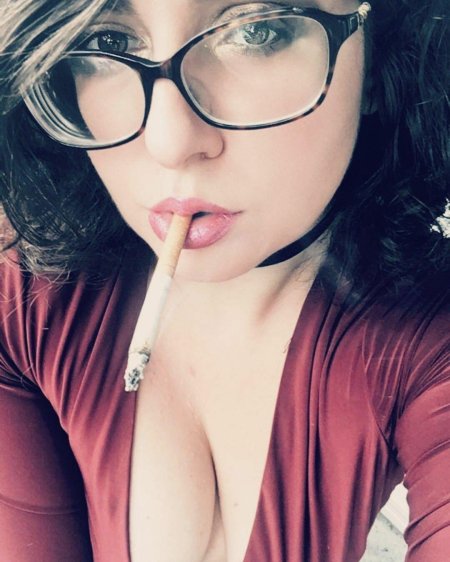 Larisa Fox Glasses smoking