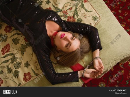 Задушенные красивые женщины