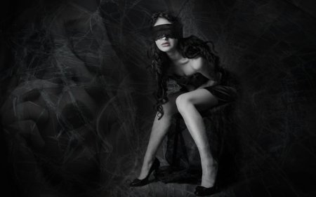 Таинственная девушка