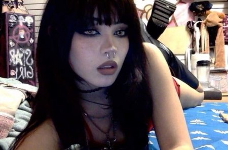 Эмо девушка