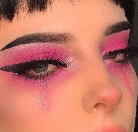 Необычный макияж глаз