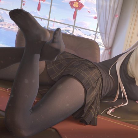 Аниме колготки под юбкой