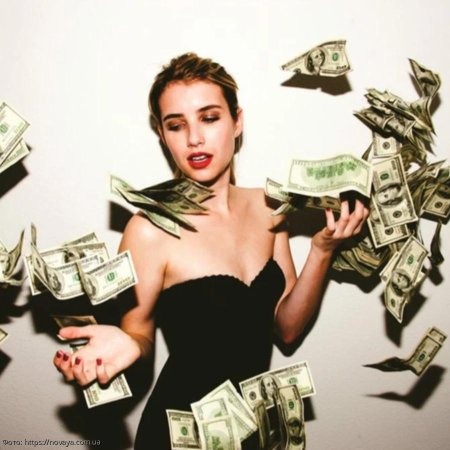 Девушка на работе