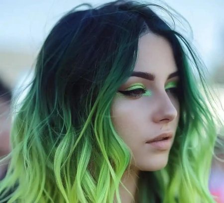 Волосы цветные