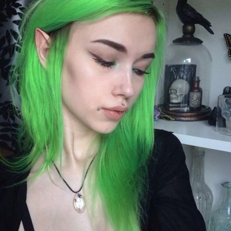 Зеленые волосы