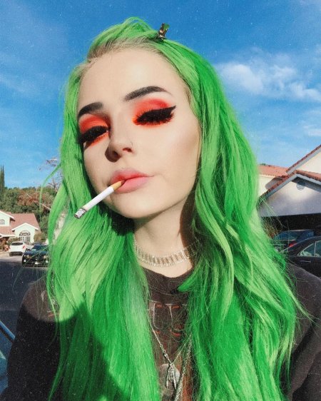 Даяна Кранк зеленые волосы