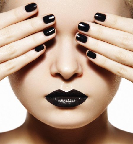 Черные ногти маникюр