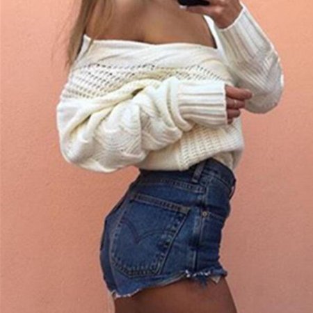 Свитер с открытыми плечами