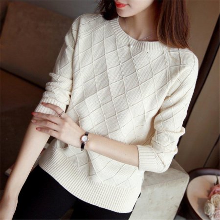 Тонкий вязаный свитер женский