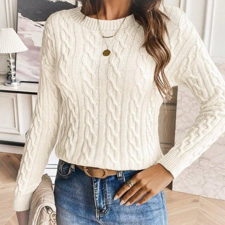 Свитер вязаный модный