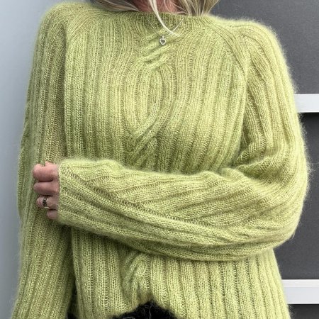 Вязаный пуловер