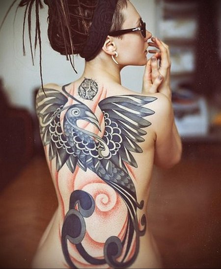 Женская тату