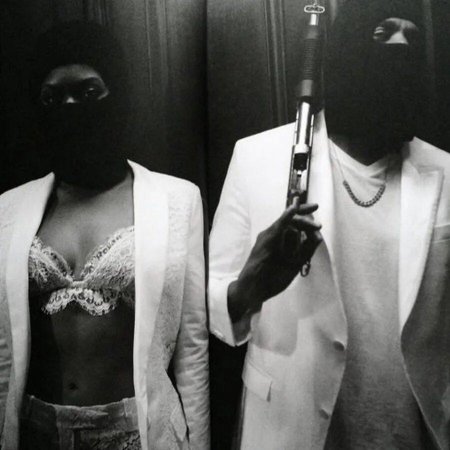 Девушка бандит