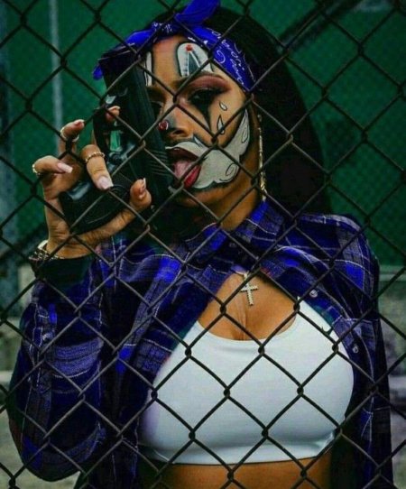 Красива девушка