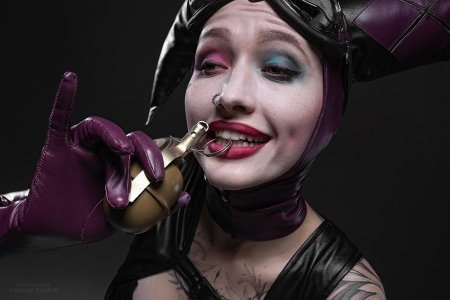 Injustice 2 mobile Харли Квинн Сердцеедка