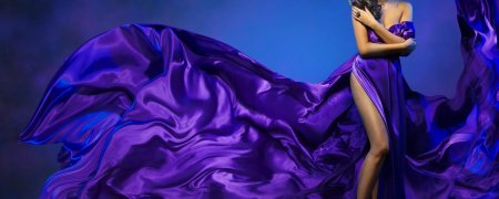 Женщина в фиолетовом